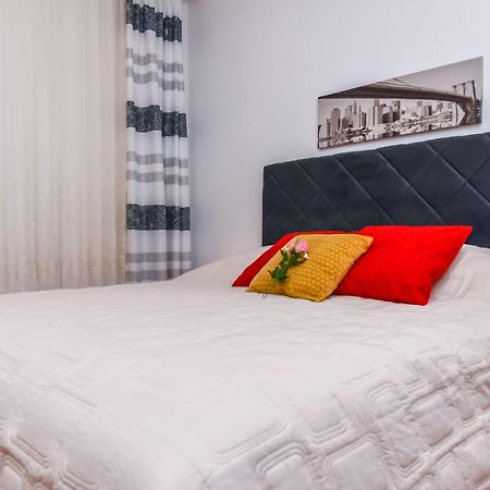 Apartments Tonka Donji Okrug  Eksteriør billede